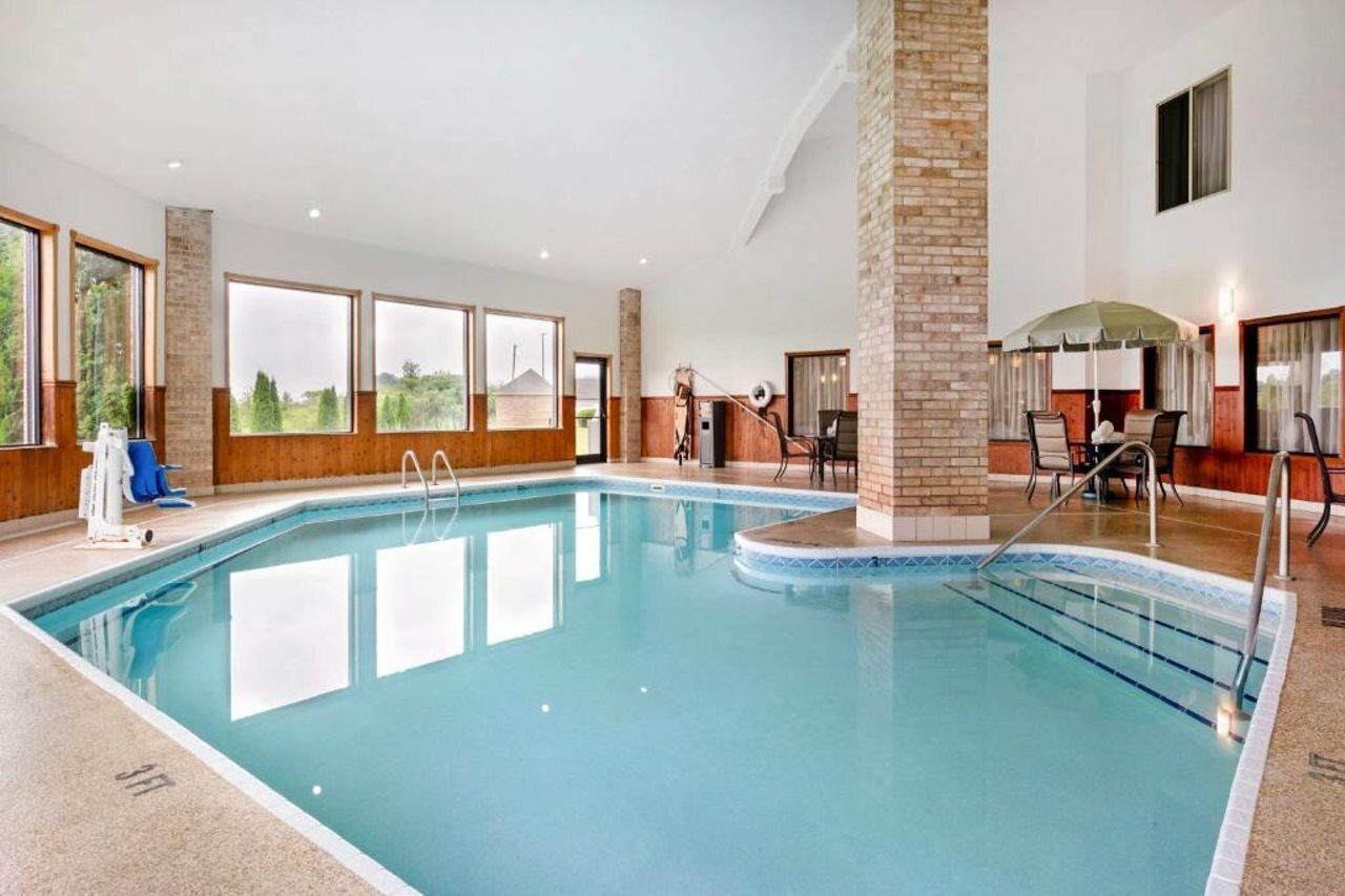 Фото Best Western Plus Howe Inn