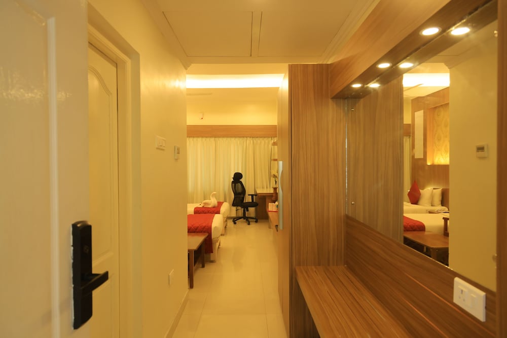 Фото Hotel Dsf GRand PLazas