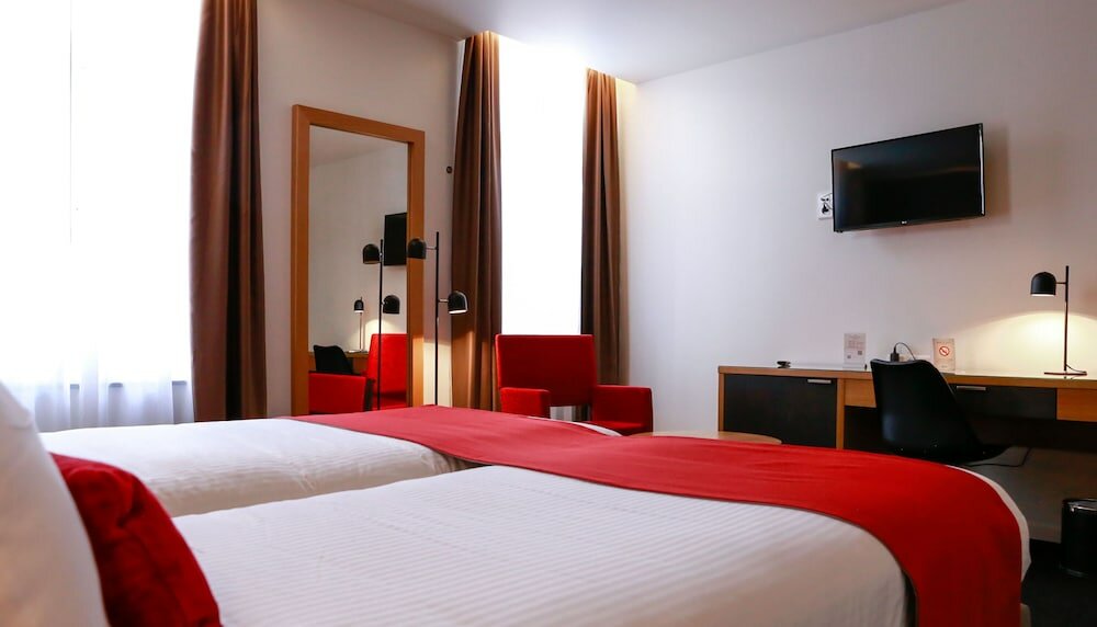 Фото Hotel de la Couronne