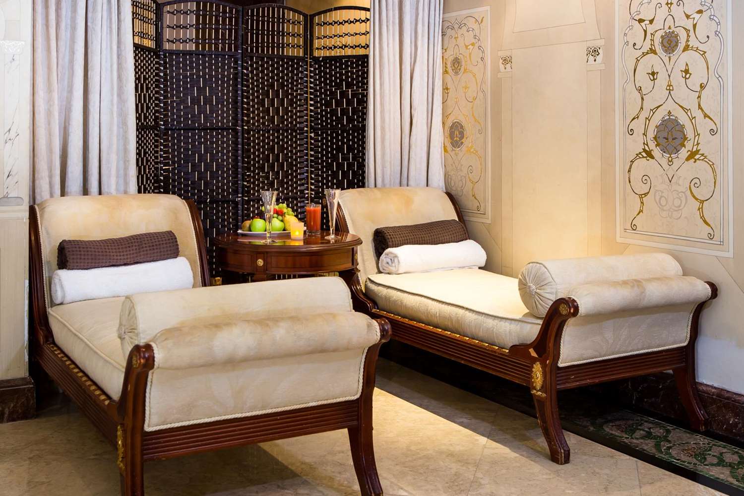 Фото The Bentley London