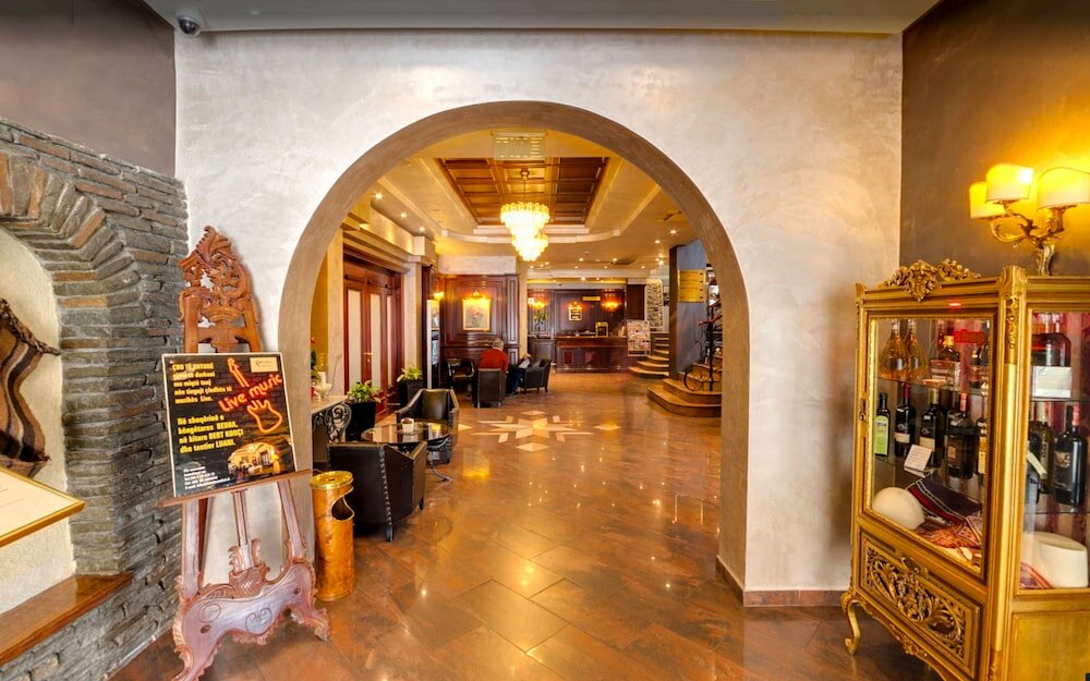 Фото Отель Mondial