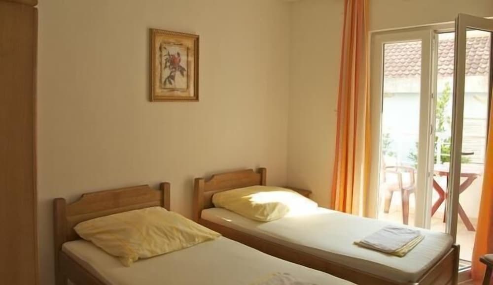 Фото Sun Hostel Budva