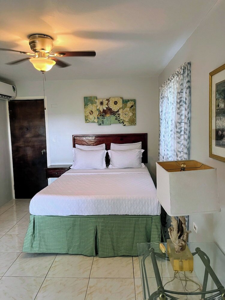 Фото Paradise on the Rocks