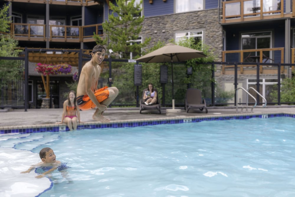 Фото Blackstone Mountain Lodge by Clique