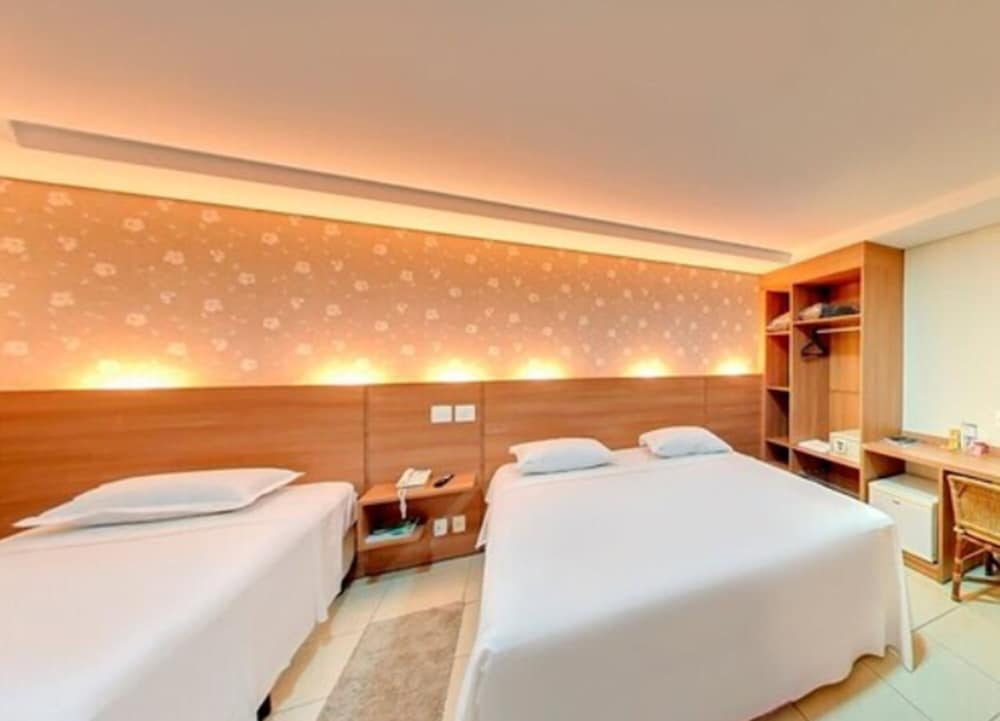 Фото Amazon Plaza Hotel