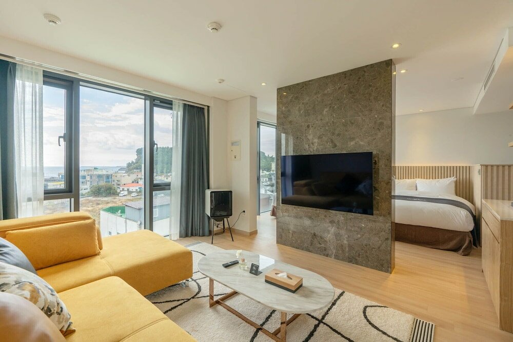 Фото Hotel Fine Jeju