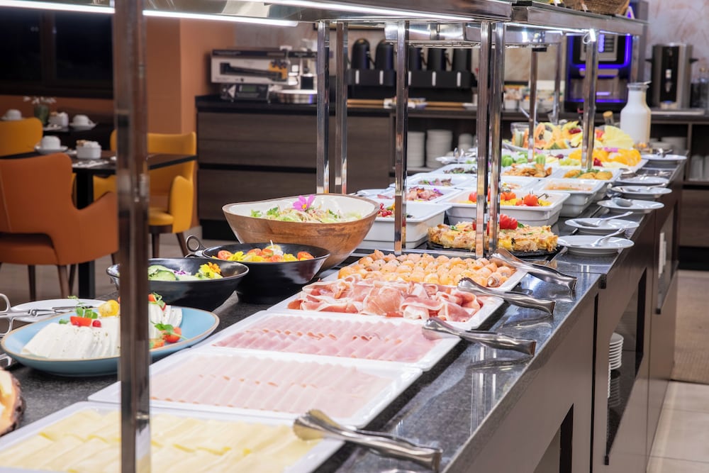 Фото VIP Executive Picoas Hotel