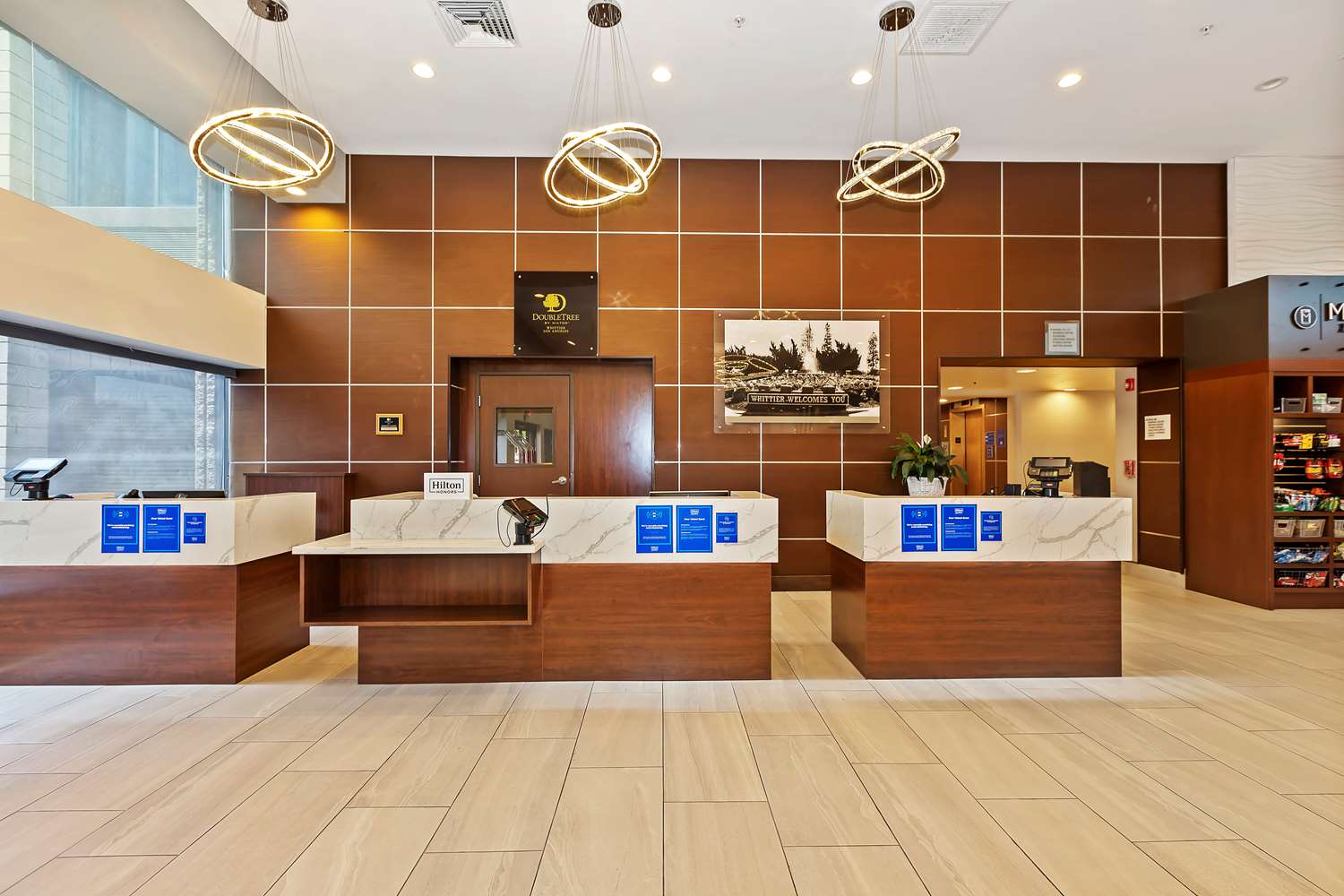 Фото Doubletree by Hilton Whittier Los Angeles