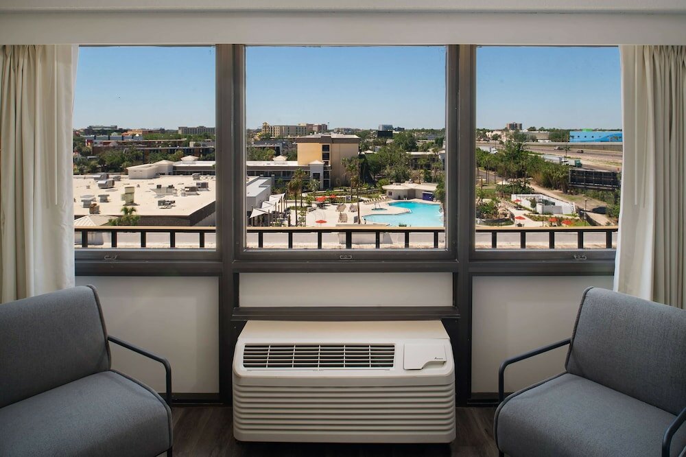 Фото Wyndham I-Drive Avanti Resort & Conference Center