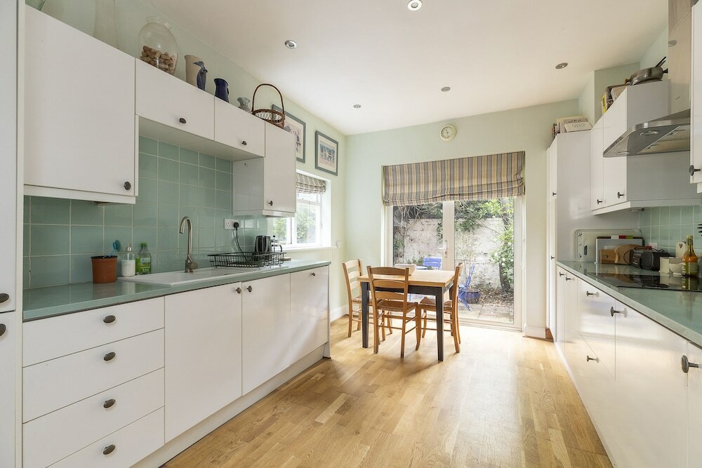 Фото Altido Charming 3 bed house with a rooftop terrace