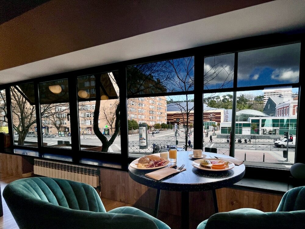 Фото Acta Madfor