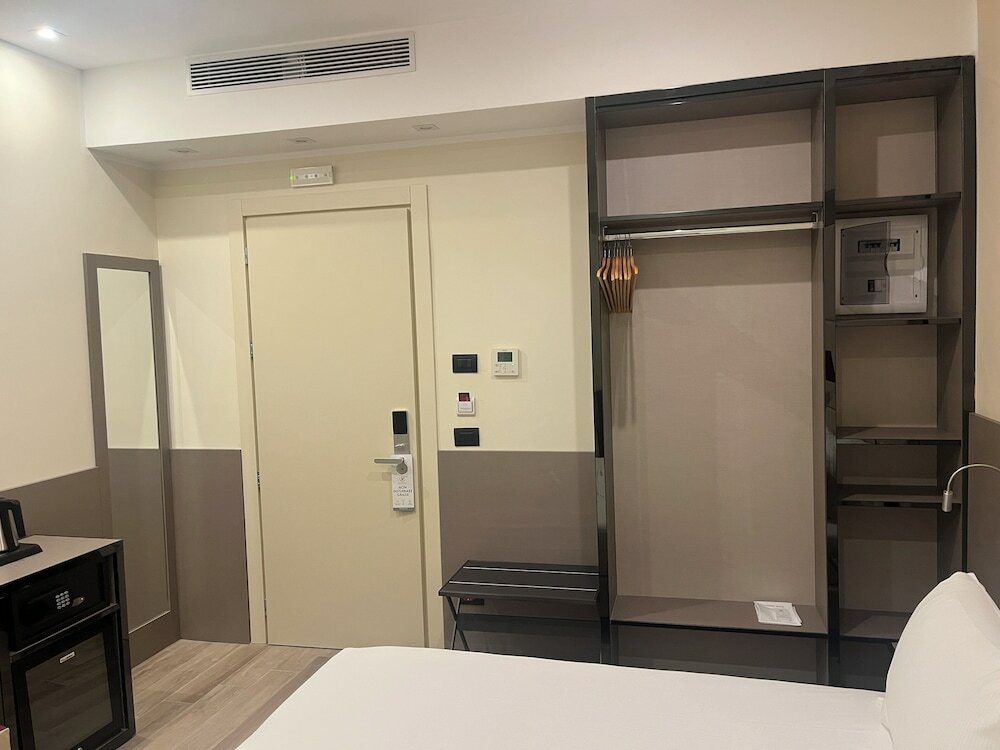 Фото IH Hotels Milano Bocconi