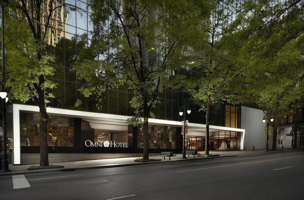 Фото Omni Charlotte Hotel