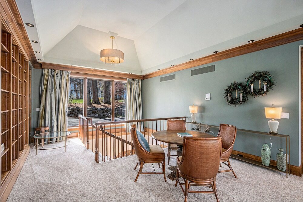 Фото The River House at The Morris Estate