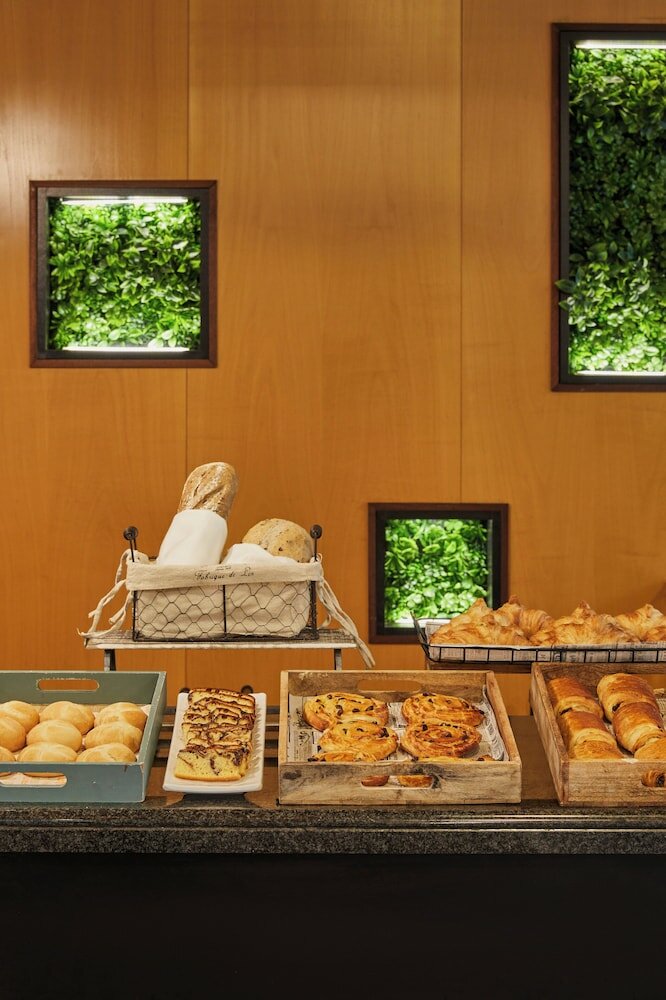 Фото Madrid Centre Retiro Gran hotel Colon an Ihg Hotel