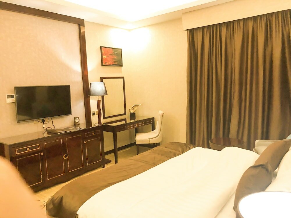 Фото Holiday Gulf Hotel