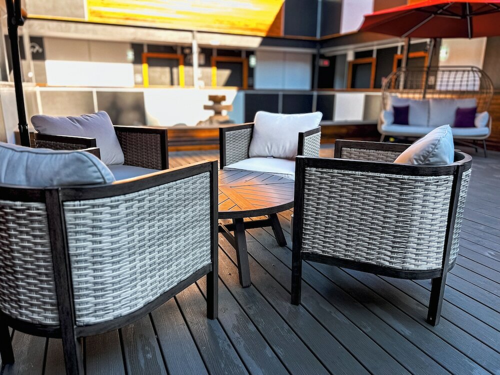 Фото The New 401 Inn