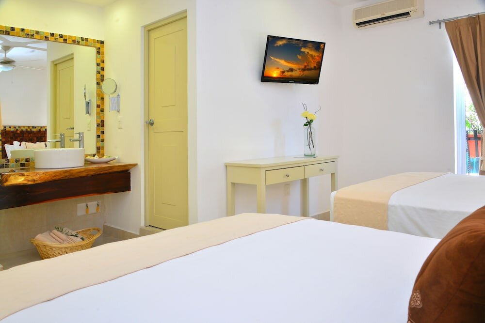 Фото Unic Design Hotel - Near Mamitas Beach Club