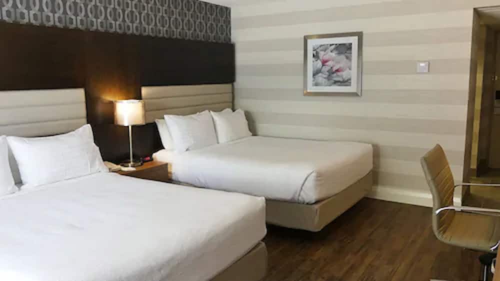 Фото Holiday Inn Niagara Falls - by The Falls