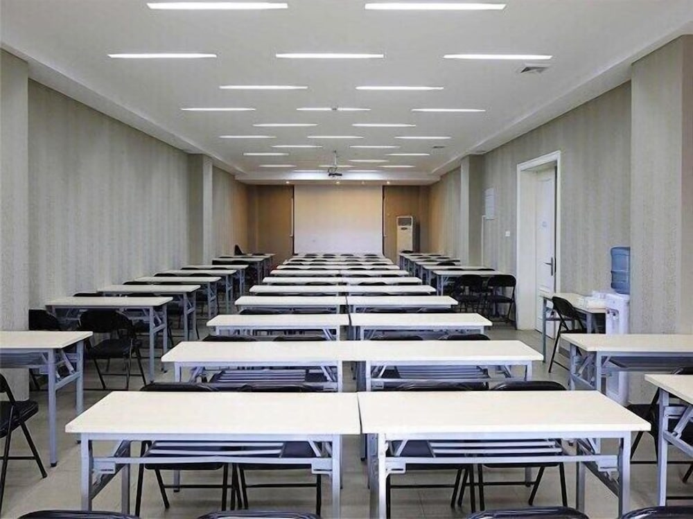 Фото Jinjiang Inn Tianjin Changjiang Road