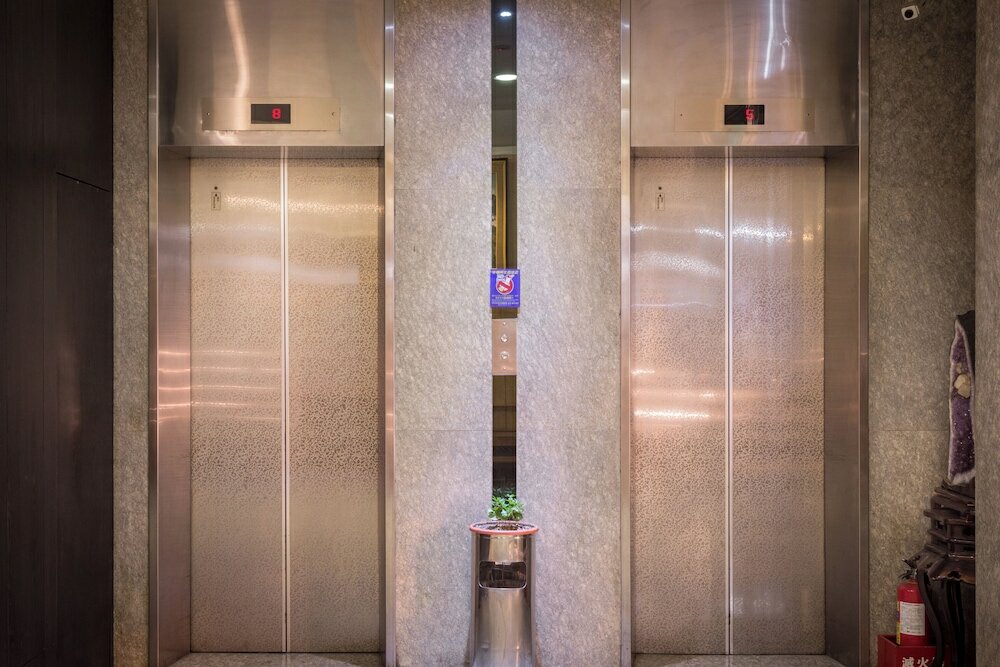 Фото Country Garden Hotel