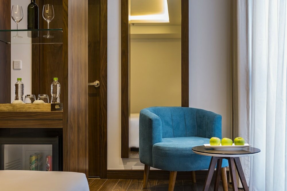 Фото Maximilan Beach Hotel