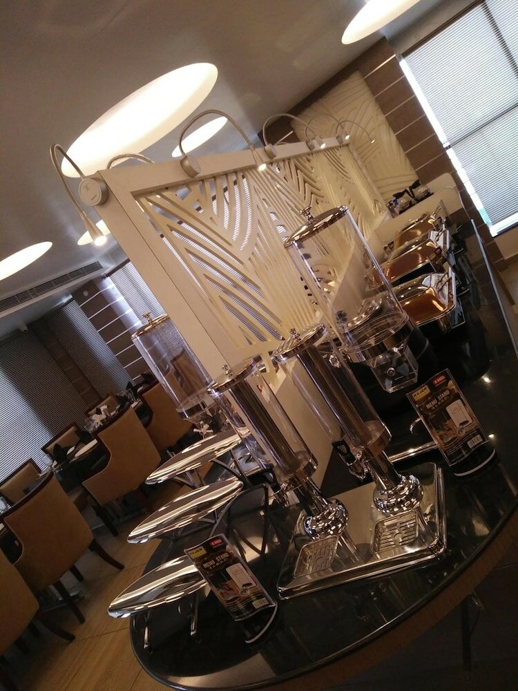 Фото Hotel Kama International