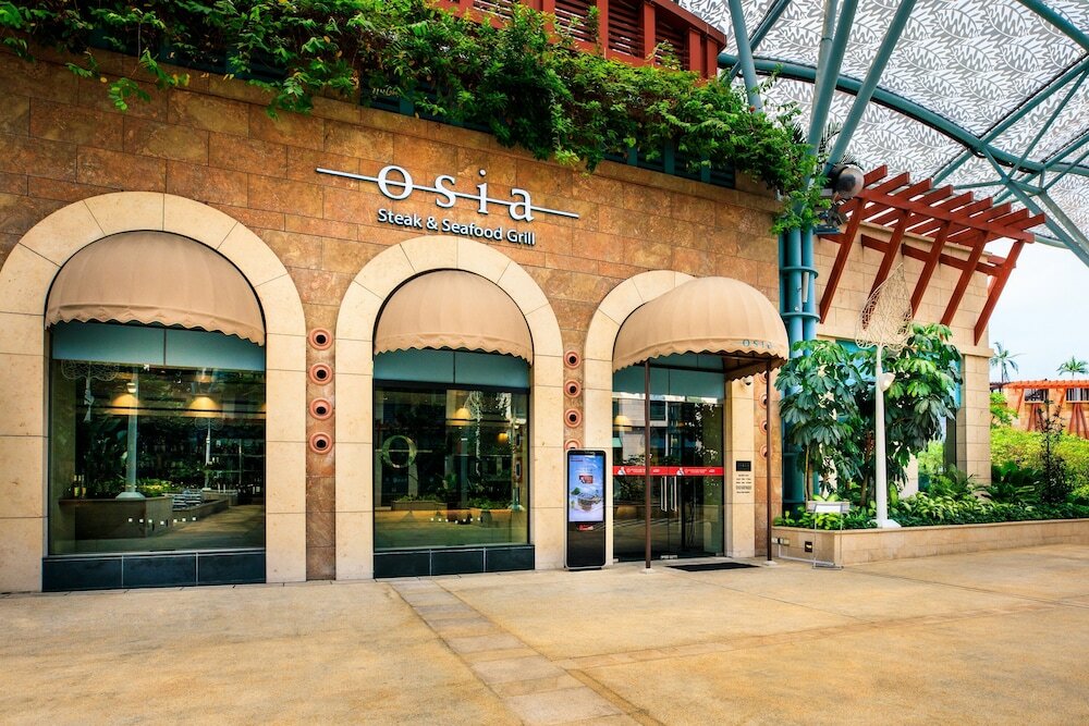 Фото Resorts World Sentosa - Crockfords Tower