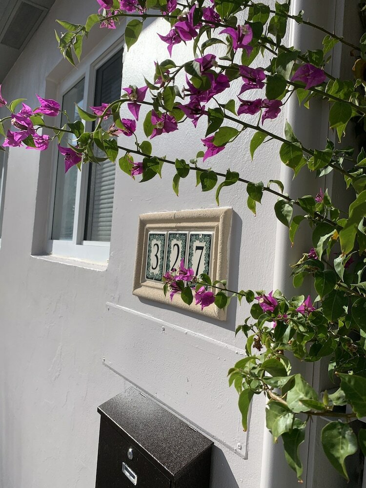 Фото Tiana Beach Inn