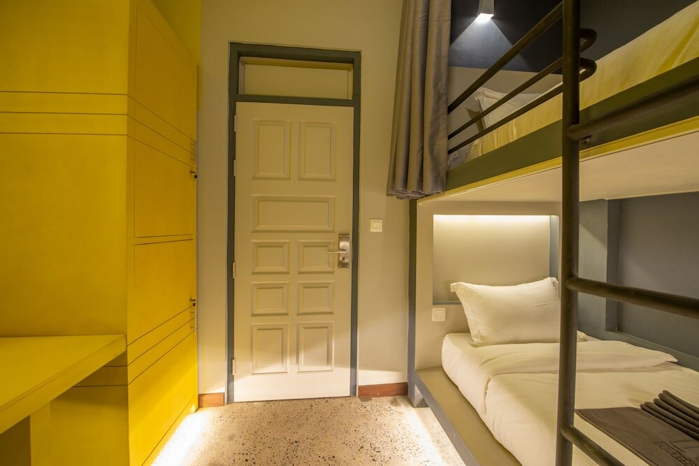 Фото The Twizt Lifestyle Hostel