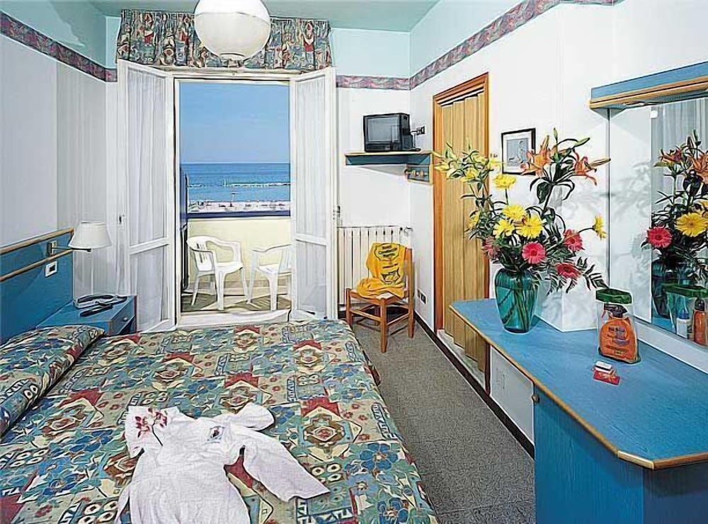 Фото Hotel Cavalluccio Marino