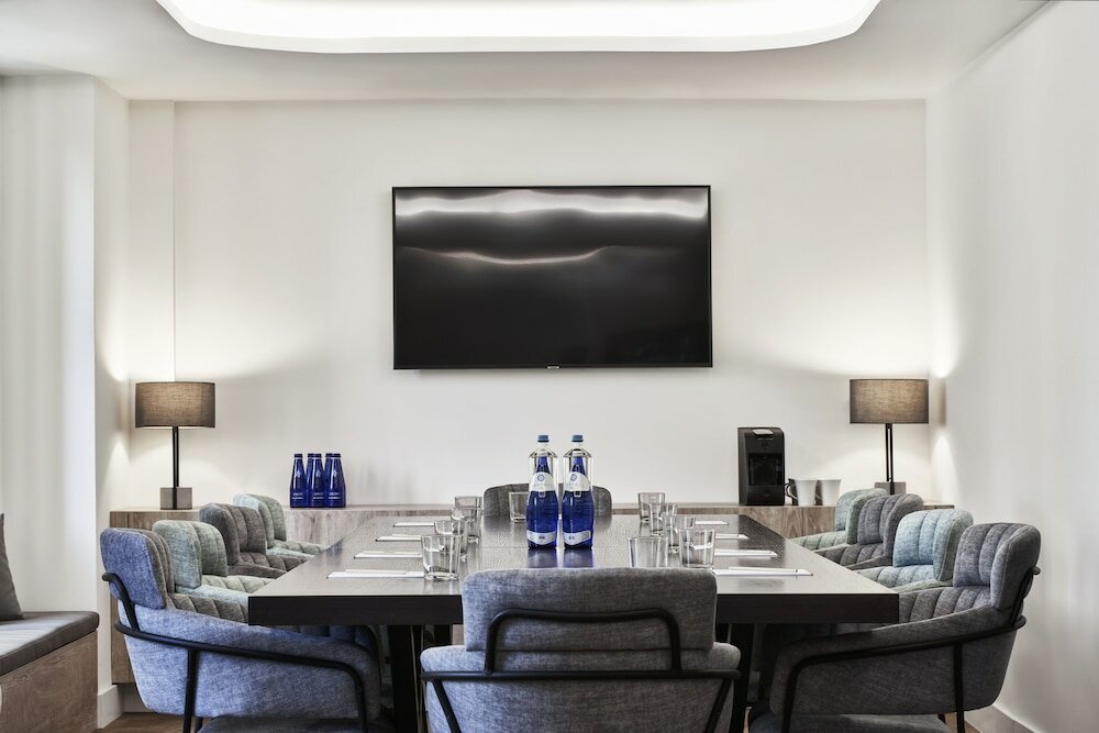 Фото Nlh Monastiraki - Neighborhood Lifestyle Hotels