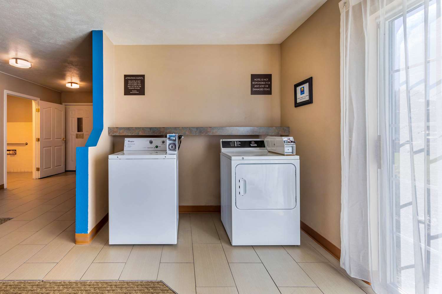 Фото Comfort Inn & Suites Lancaster Antelope Valley