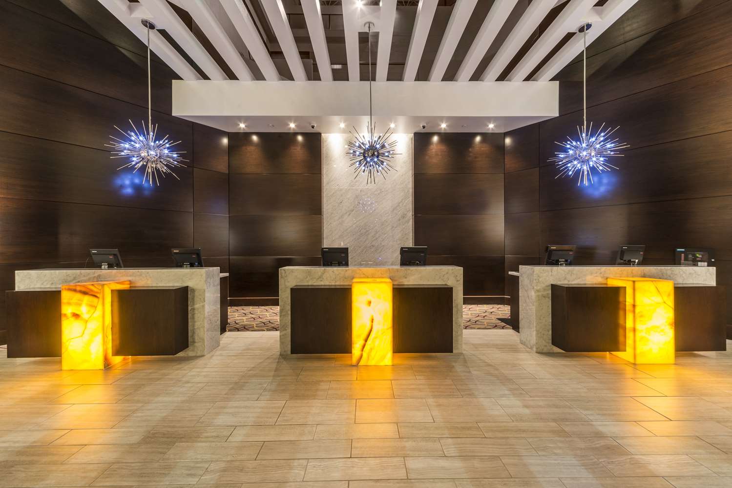 Фото Hilton Tampa Downtown