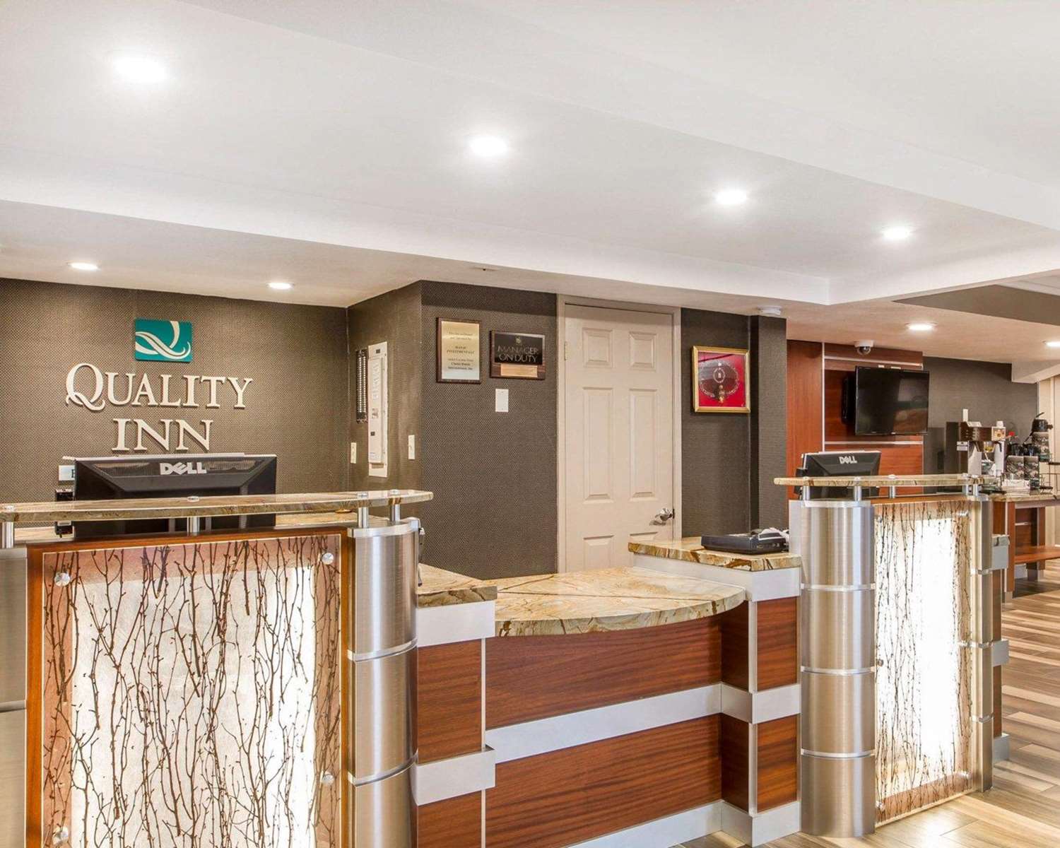 Фото Quality Inn Sacramento Convention Center