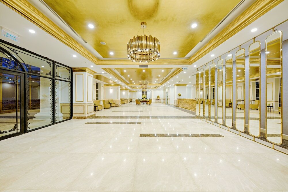 Фото Wyndham Danang Golden Bay