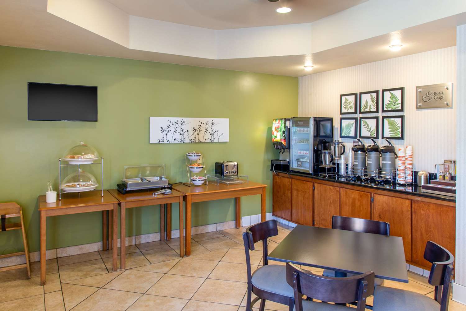 Фото Sleep Inn & Suites Bakersfield North