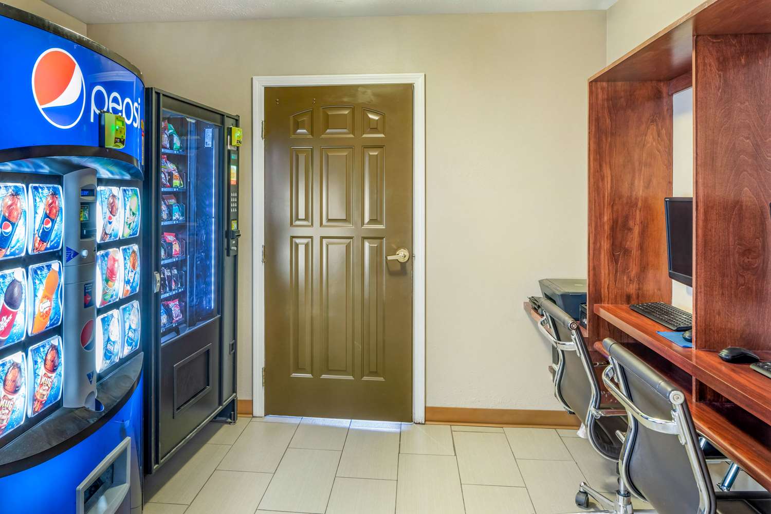 Фото Comfort Inn & Suites Lancaster Antelope Valley