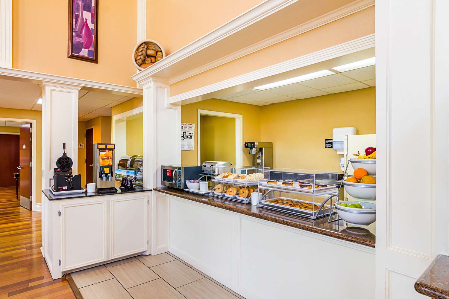 Фото Quality Suites