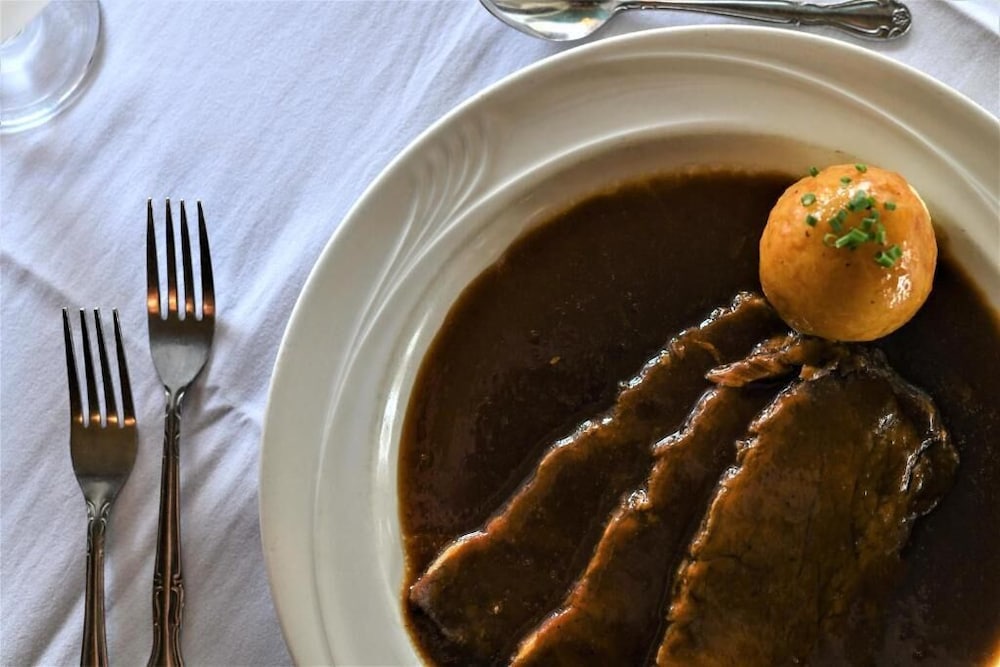 Фото Bavarian Manor Country Inn