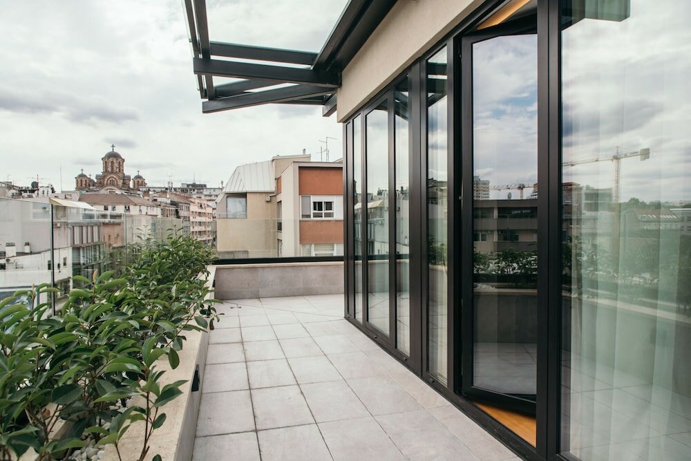 Фото Central Point Hotel