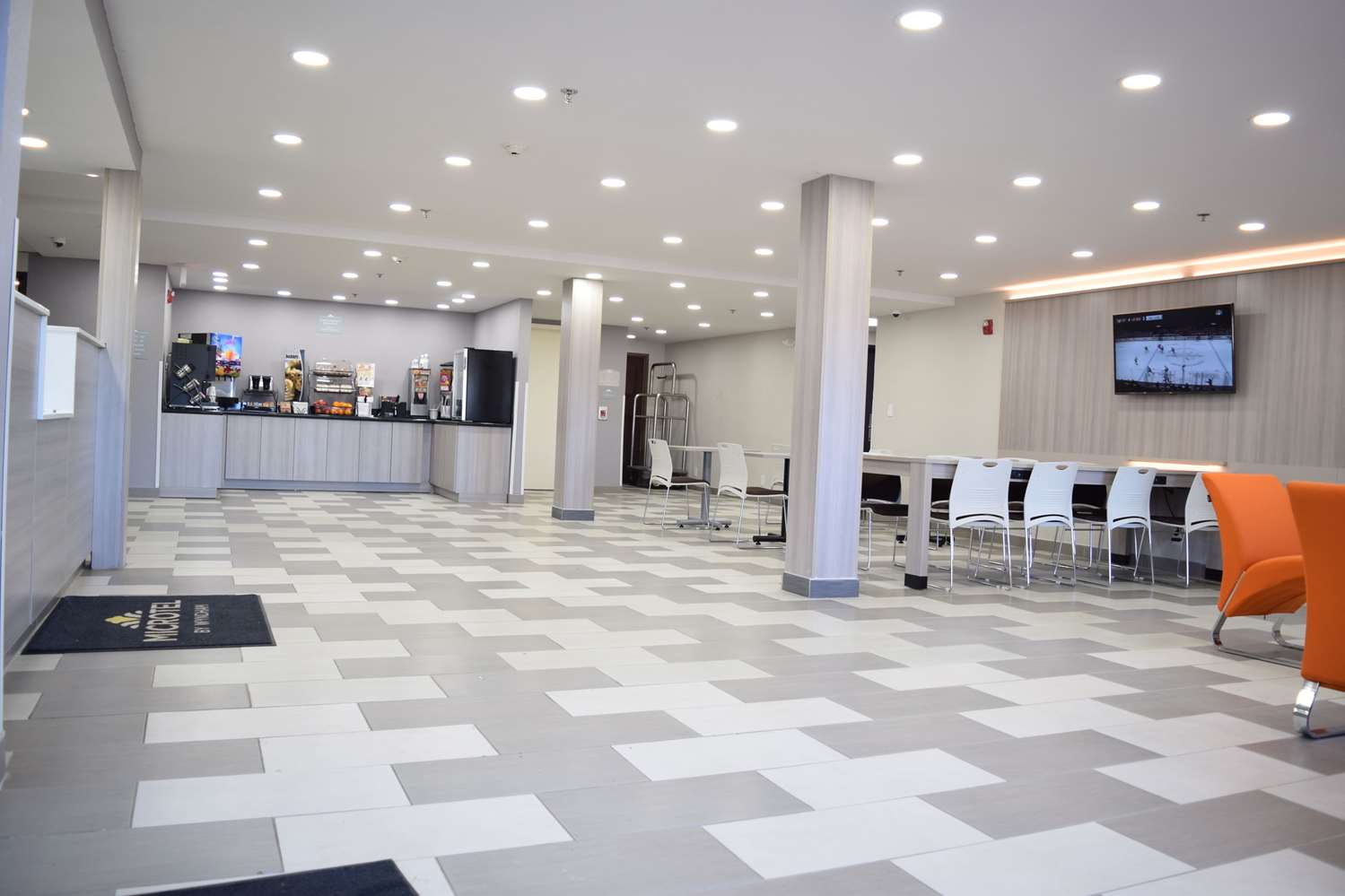 Фото Microtel Inn & Suites by Wyndham Raleigh