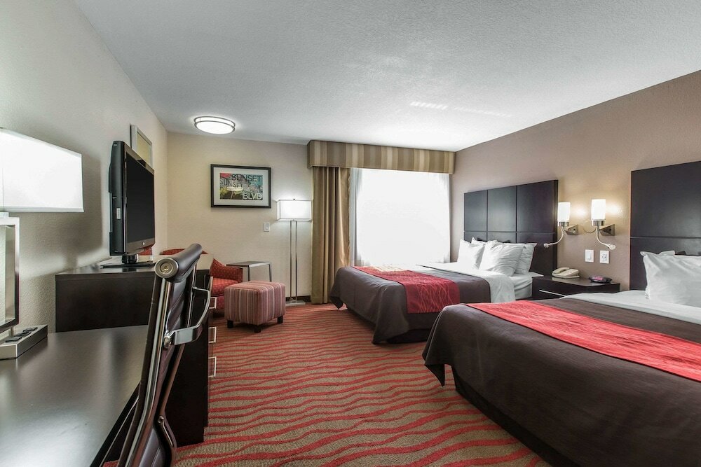 Фото Comfort Inn Los Angeles near Hollywood