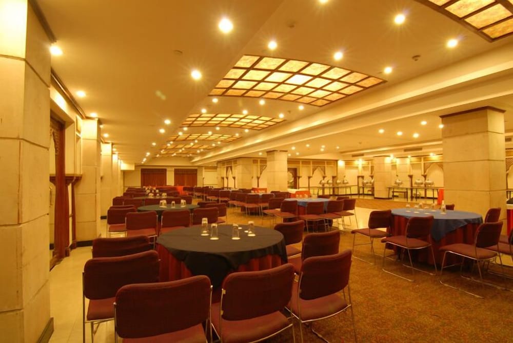 Фото Hotel Chanakya