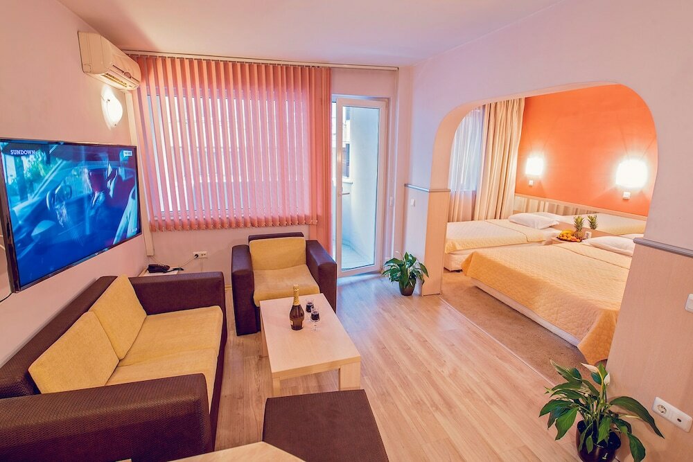 Фото Family Hotel Gran Ivan