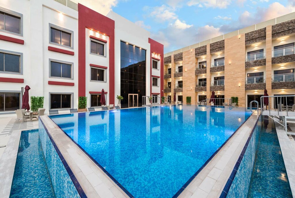 Hotel Best Western Plus Al Qurayyat City Center, Al‑Qurayyat, photo