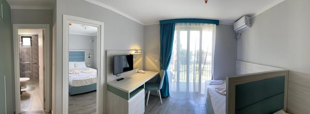 Фото Pearl Beach Hotel