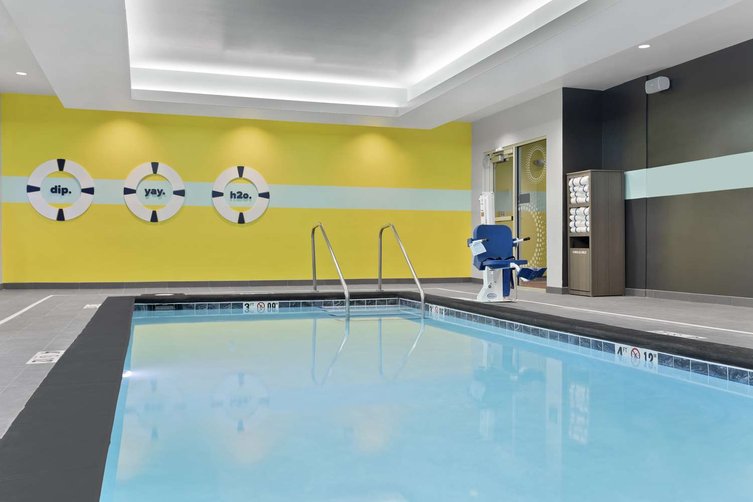 Фото Tru by Hilton Lincoln East