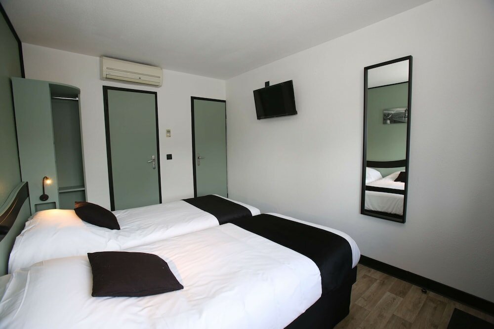 Фото Enzo Hotels Chartres Mainvilliers by Kyriad Direct