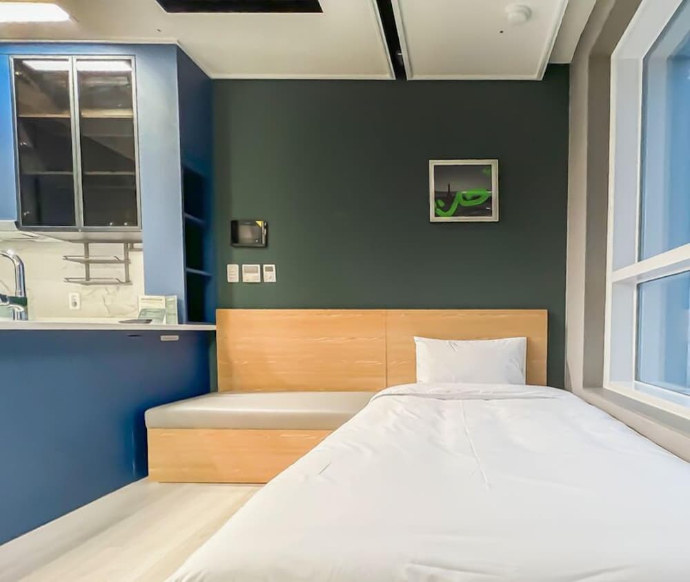 Фото Cotice The Bridge